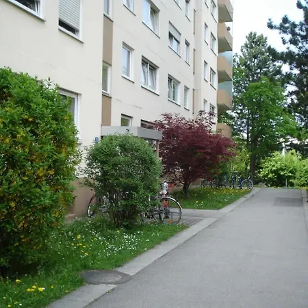 Habitación en casa particular Gemütliches In Ruhiger Lage In Múnich